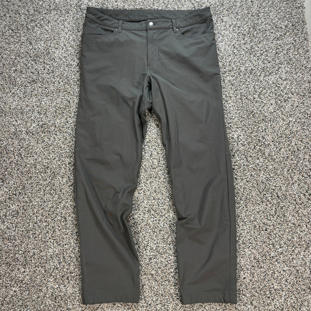 Lululemon Commission Men's 36x30 Pant Classic Warpstreme Dark Olive Green